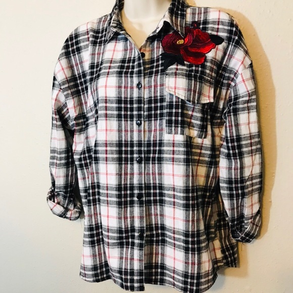 Anthropologie Tops - Anthropologie Love Notes Plain Button Up - Large